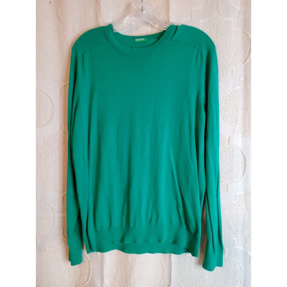 #335  Excellent Pre-Loved Vintage United Colors of Benetton Green Sweater Size M